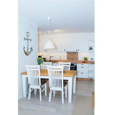 아파트 Im Gutspark, Perlie - Komfort Trifft Maritimes Flair 레리크