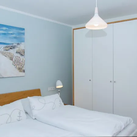 아파트 Im Gutspark, Perlie - Komfort Trifft Maritimes Flair 레리크